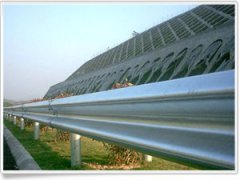 為什么要在公路上安裝波形護欄板？