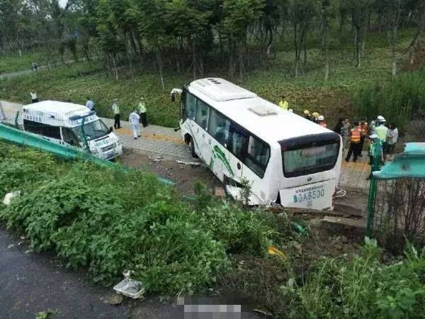 別只關(guān)心波形護欄價格了，看完真相之后你還敢貪便宜嗎